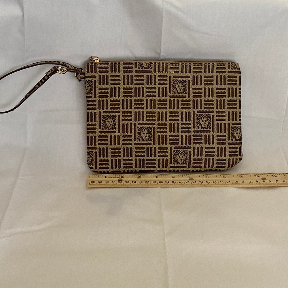 Anne Klein purse /wristlet/clutch used once